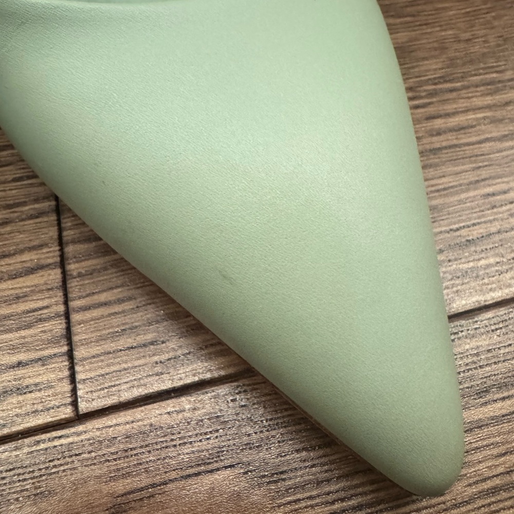 Fendi Green Slingback Heels with Silver Accents - Picture 9 of 9